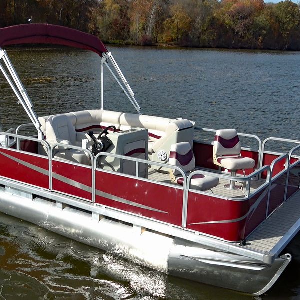 Affordable Small Pontoon Boats Pleasure Isle Pontoon Boats
